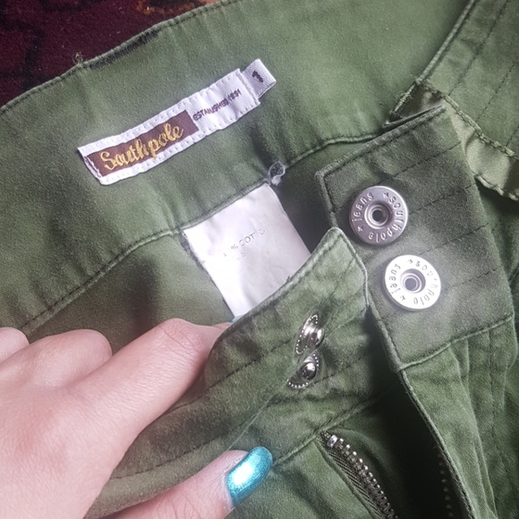 Pants - Picture 2 of 3